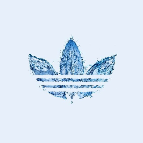 Poshmark profile picture for @lilboujee